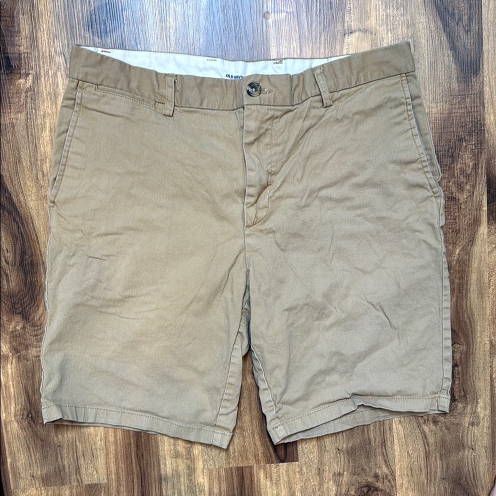 Men's Tan Shorts